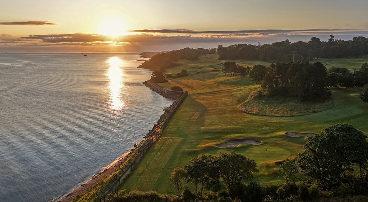 Royal Belfast 9 Tee V2